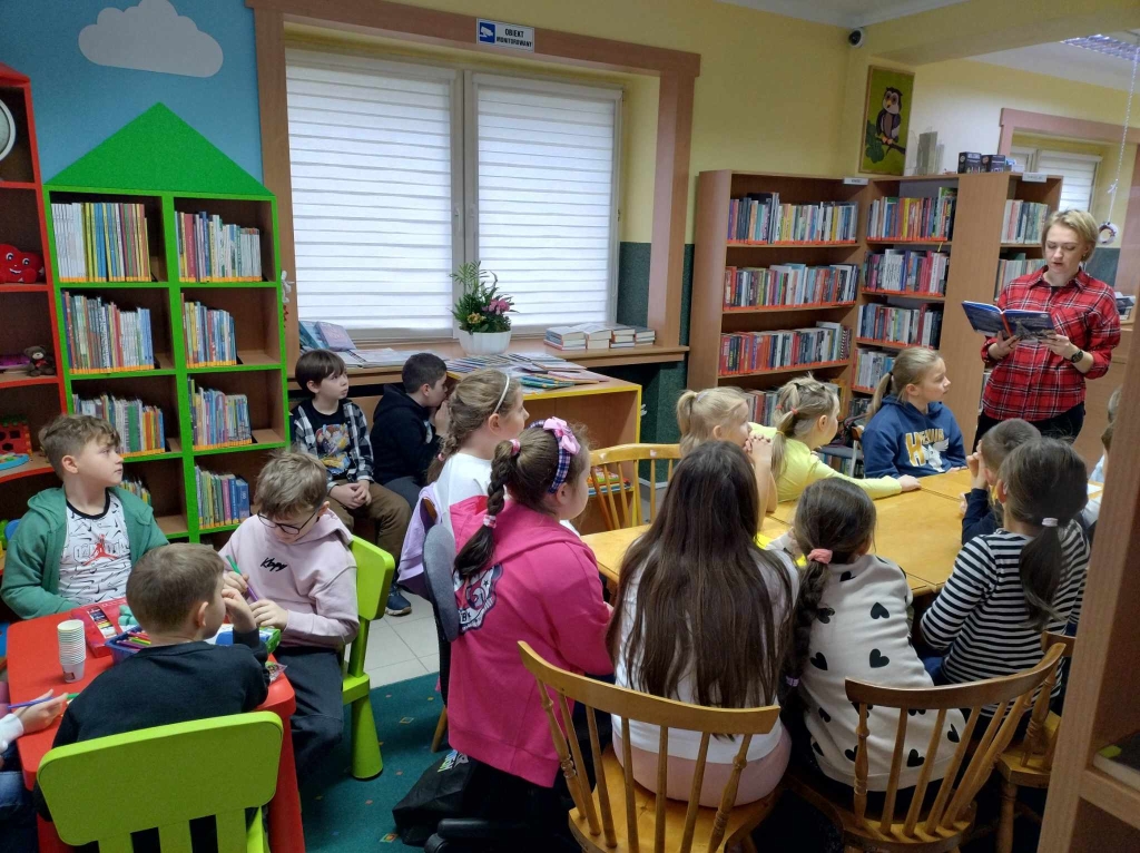 Wizyta Mikołaja w Bibliotece w Dąbiu